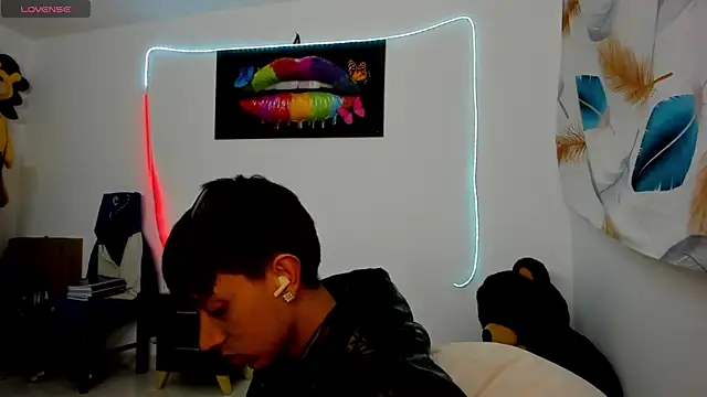 Show modela caos_mod na web-kameri