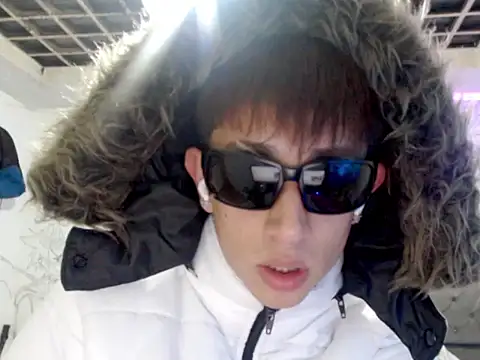 Caos_Parker Pertunjukan Webcam