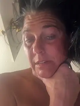 cum2medaddy2's Webcam Show