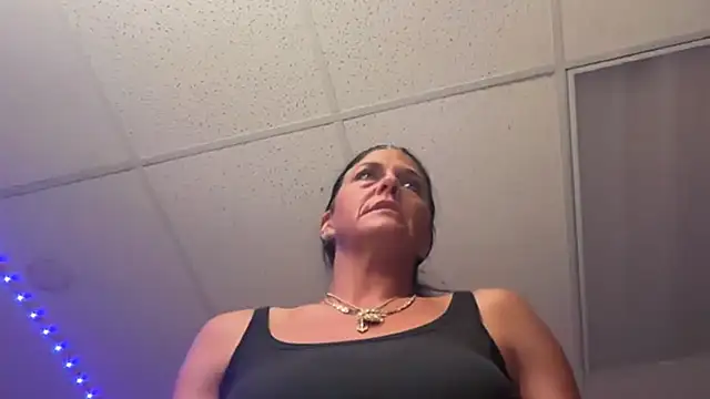 cum2medaddy2's Webcam Show