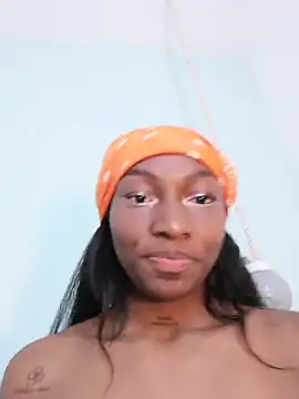 DoollFerrer's Live XXX Chat