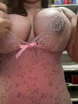 Show de Mariiii_morena na webcam