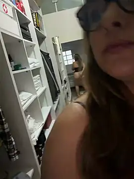 Show webcam de Mariiii_morena