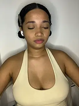 _sweetSabrina- Live XXX-Chat
