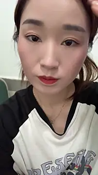 Dian-Sex Adlı Modelin Canlı XXX Sohbeti