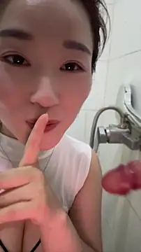 Dian-Sex Adlı Modelin Canlı Sohbet Odası