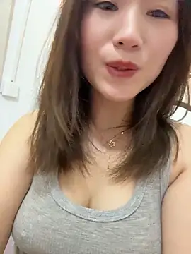 Dian-Sex Adlı Modelin Web Kamerası Şovu