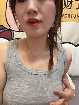 XXX chat uživo modela Dian-Sex