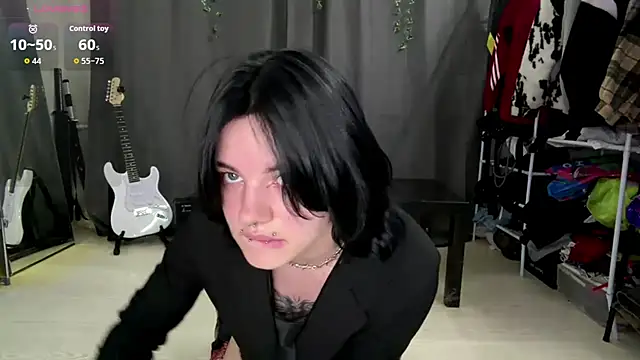 VeIvetLure's Live XXX Chat