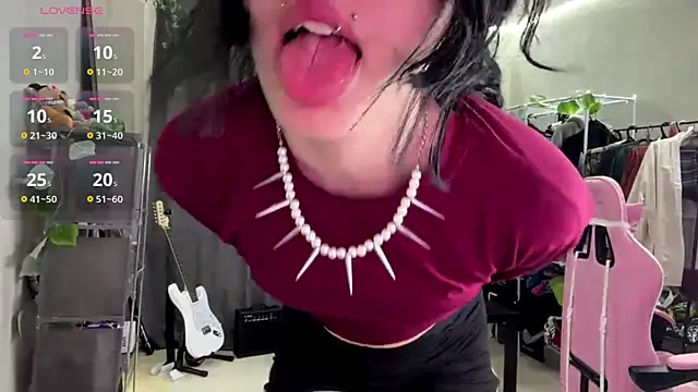 VeIvetLure Chat XXX in diretta