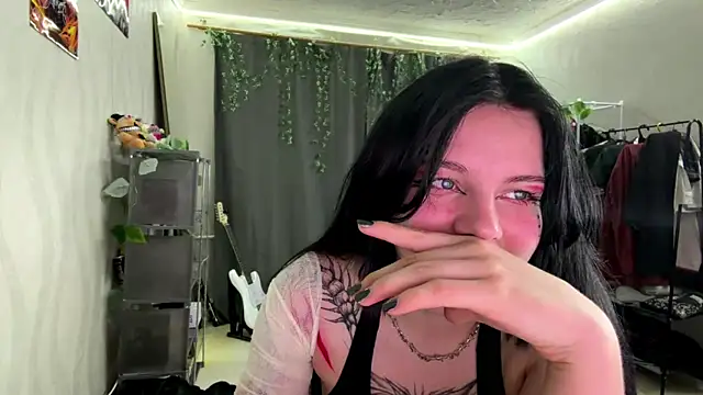 VeIvetLure live XXX chat