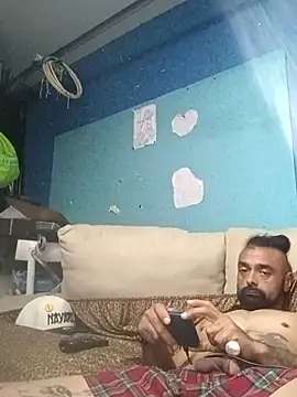 Clu83's Webcam Show