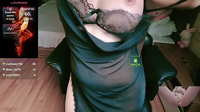 BabyMoon__98 网络视讯表演