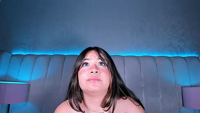 Show de Amara_Kazumi na webcam