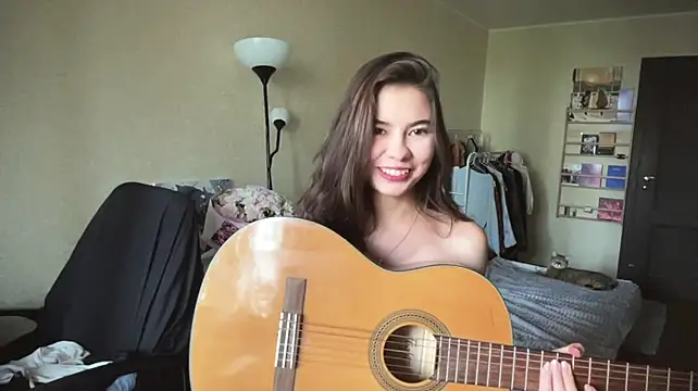 Ellewaay's Webcam Show