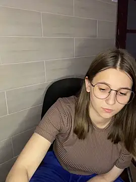Blossom_Emily Show Webcam