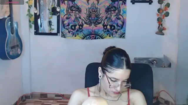 bastethott XXX чат на живо