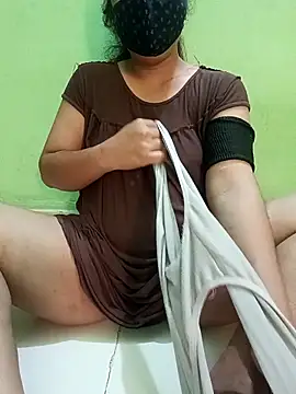 Monaleca-2 Chat XXX in diretta