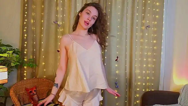 JolieDerringer webcam show