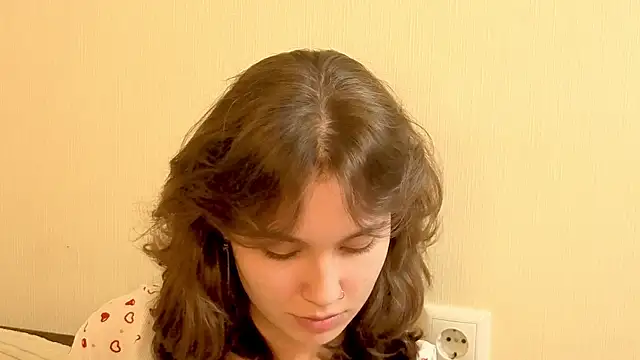 הופעת וובקאם של JolieDerringer
