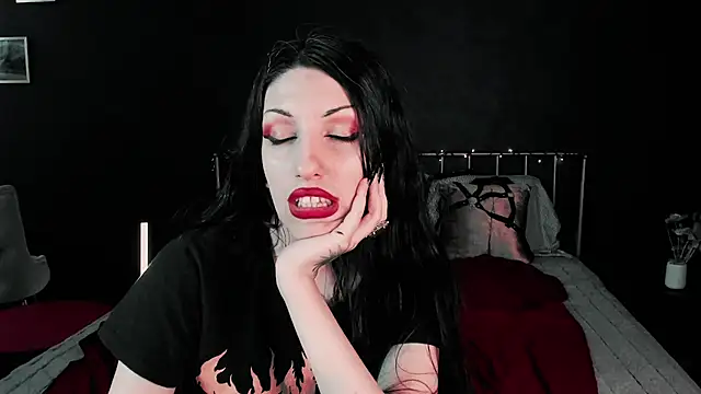 StellaDarkspace's Webcam Show