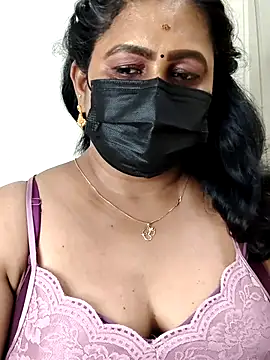Czat XXX na żywo – mallu_flower