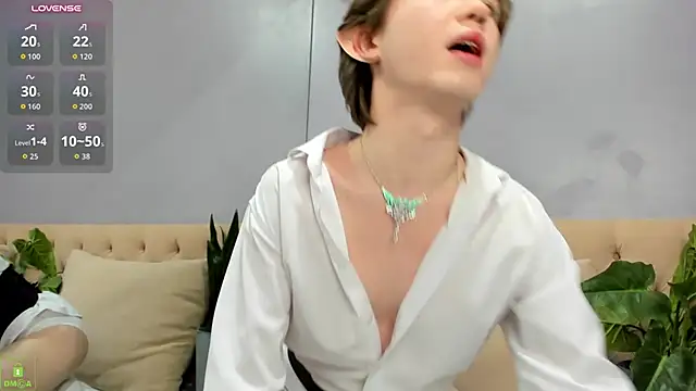 โชว์เว็บแคมของ AstreanMidnight