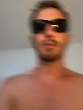 Oliverhnt Webcamshow