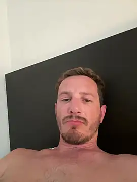 Oliverhnt Webcam show