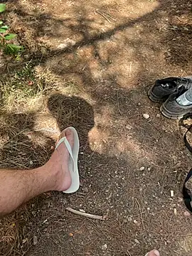 Oliverhnt: διαδικτυακό σόου στην κάμερα