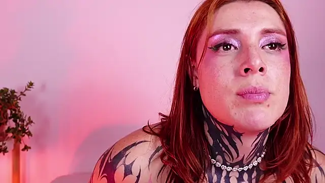 Webkamerová show mystikdollx