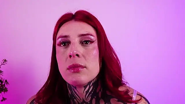 Webkamerová show mystikdollx