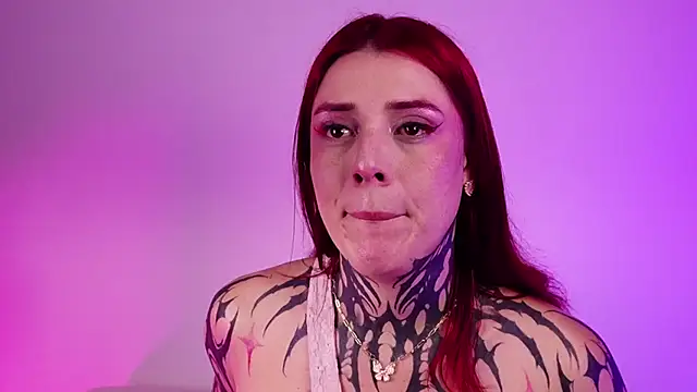 mystikdollx's Webcam Show