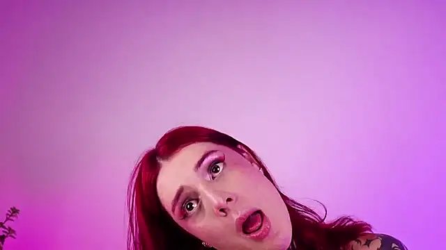 mystikdollx's Webcam Show
