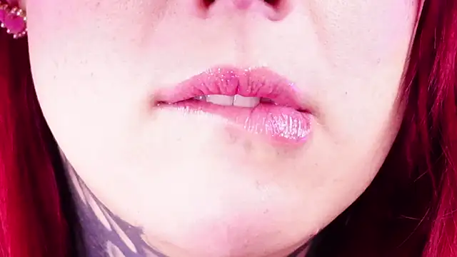 mystikdollx: вебкам-шоу