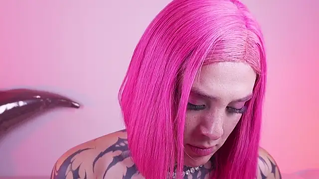 Webkamerová show mystikdollx
