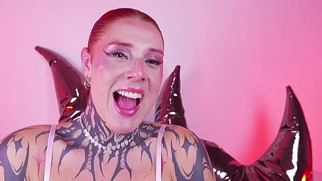 mystikdollx Webcam-Show