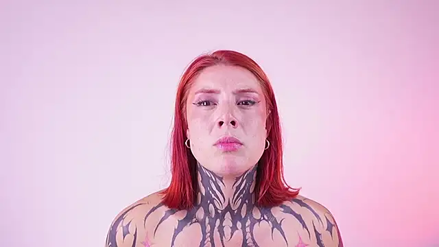 mystikdollx's Webcam Show