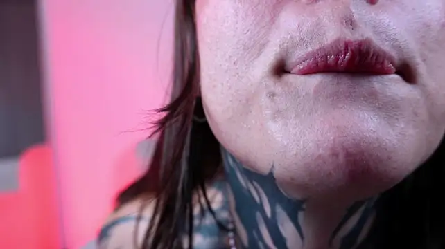 mystikdollx Show in webcam