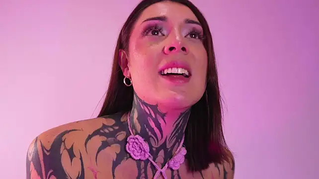 mystikdollx's Webcam Show