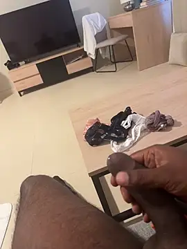 Pertunjukan Kamera Web Rasta-Lanka
