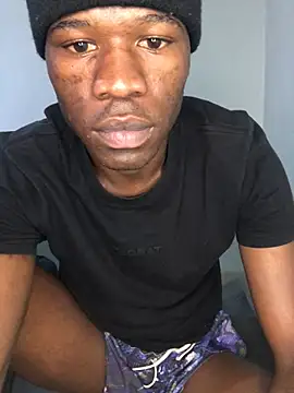 הופעת וובקאם של thandolezwe1