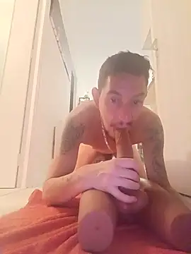 willouh-66's Webcam Show