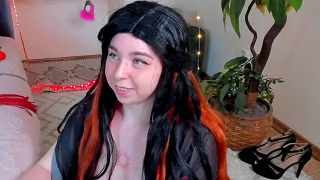 Show modela AlexxisSkky na web-kameri