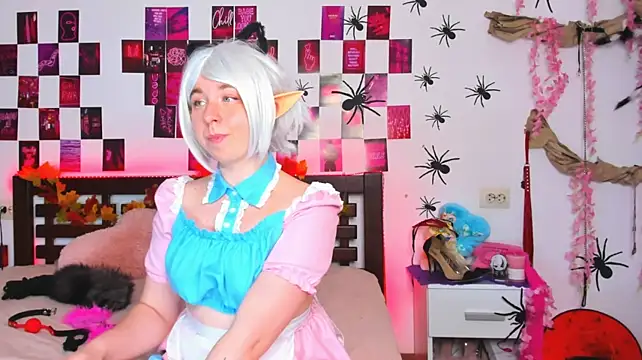 AlexxisSkky 网络视讯表演