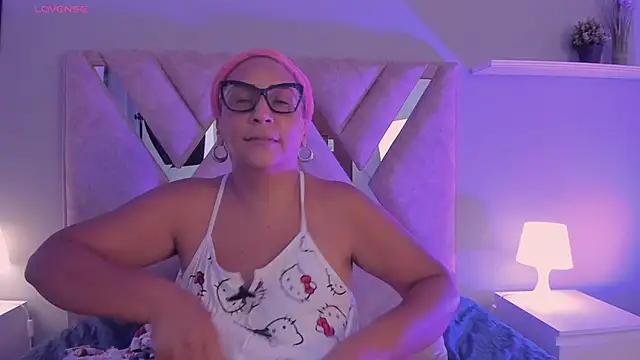 Eva-Millss' Webcam Show