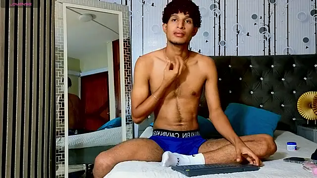 Alex_Bloom – webcam-show