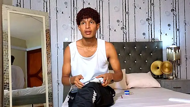 Alex_Bloom's Webcam Show