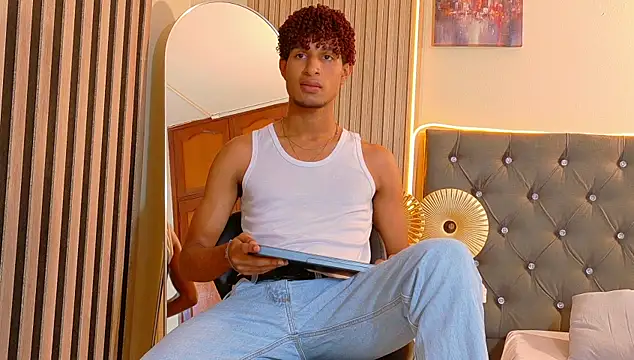 Alex_Bloom webcam show