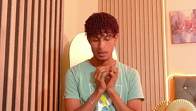 הופעת וובקאם של Alex_Bloom